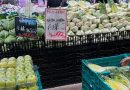 庶民の味方、激安八百屋が大繁盛！
